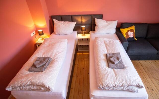 ✦Central Designapartment✦ with private parking lot