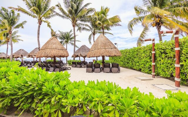 Luxury Garden House Condo - The Elements 108