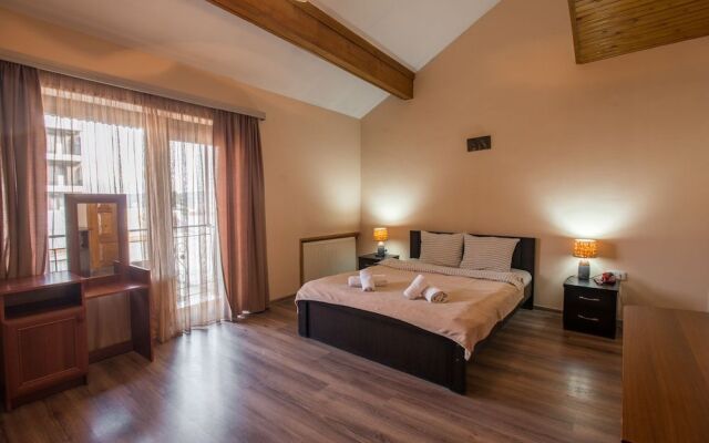 Hotel 38