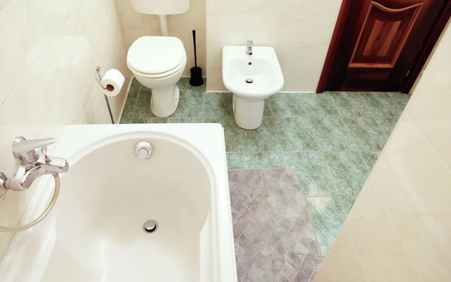Apartment in Villa Between Como and Switzerland