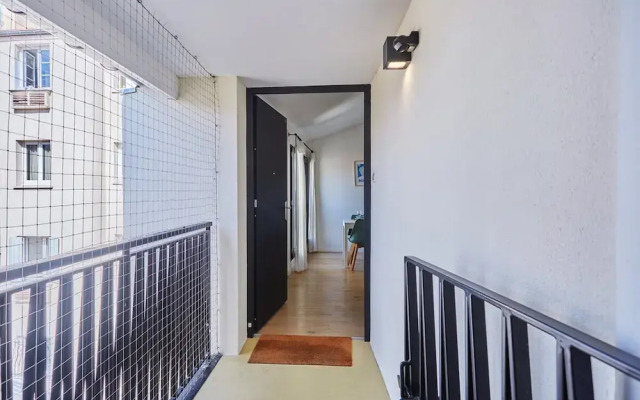 Apartment Boulogne Facing the "passage"
