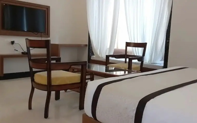 The Everest Hill Resort