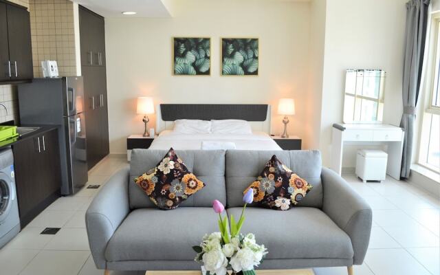 Sea view furnished STUDIO with balcony in Marina - JMI