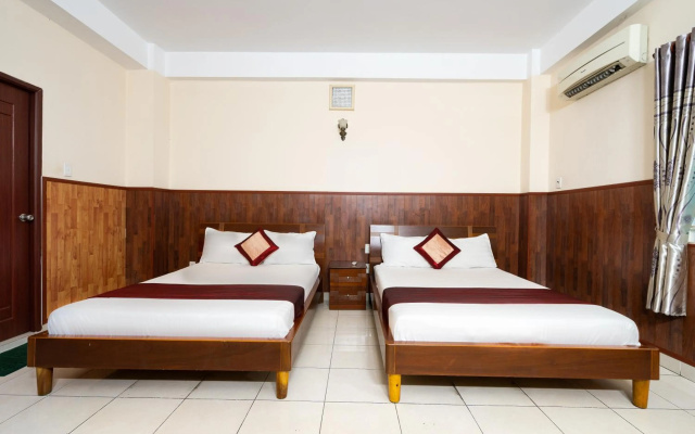 Nam Phuong Queen Hotel – Guest Rooms – Ho Chi Minh City