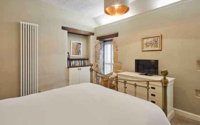 Host Stay The Hayloft