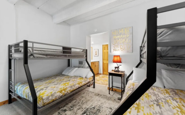 Summit House East #313