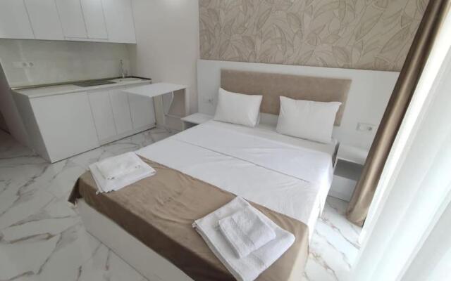 Leo Group Best Studio 11 203A Sunrise Batumi