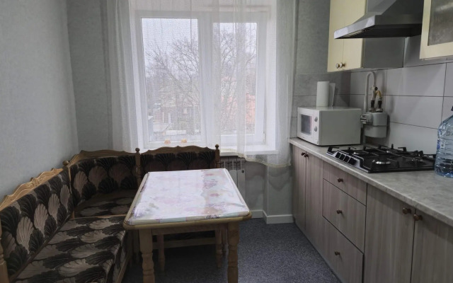 Apartment on Gagarina, 27A