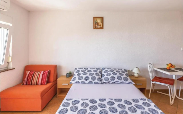 Apartment Podaca with Sea View 306