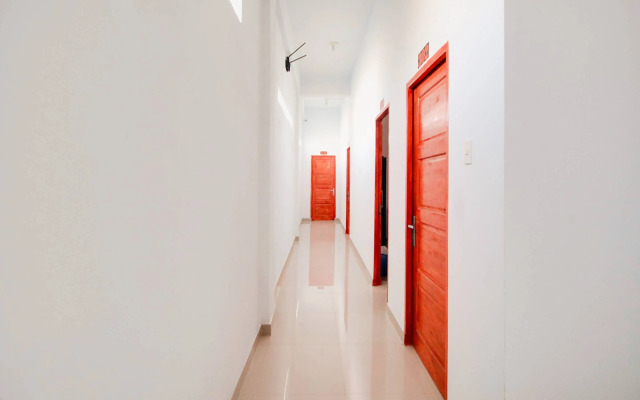 Shinta Guesthouse by OYO Rooms