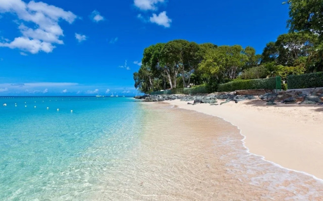 Beachcomber 3 Bedroom Home by Bluescape