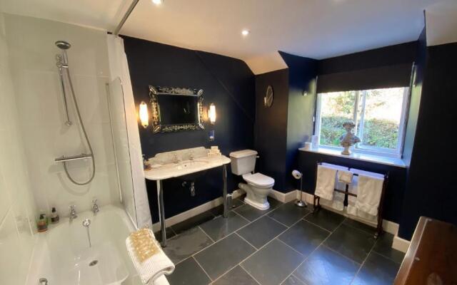 Plas Tan-Yr-Allt Historic Country House B&B