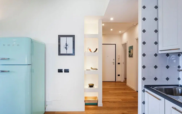 Bright Shelley Apartment