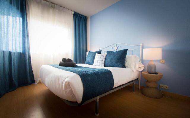 Holidays2Riviera Sea Side