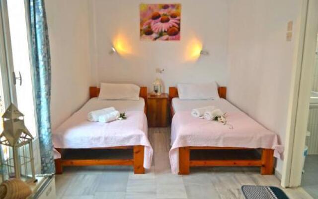 Sanoudos Hotel