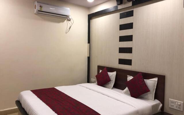 Hotel Satpura Safari