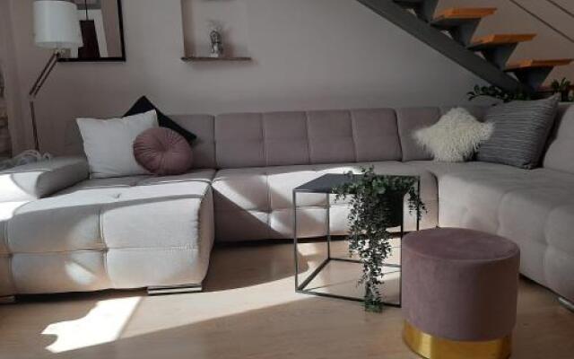 Center Arena Design Apartments with terrace