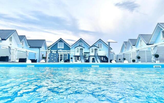 BALTIC FAMILY cottages Swimming pool Kids Club Bicycles