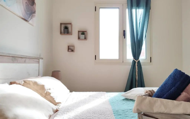 Modern 1Br apt , Garden , View & AC
