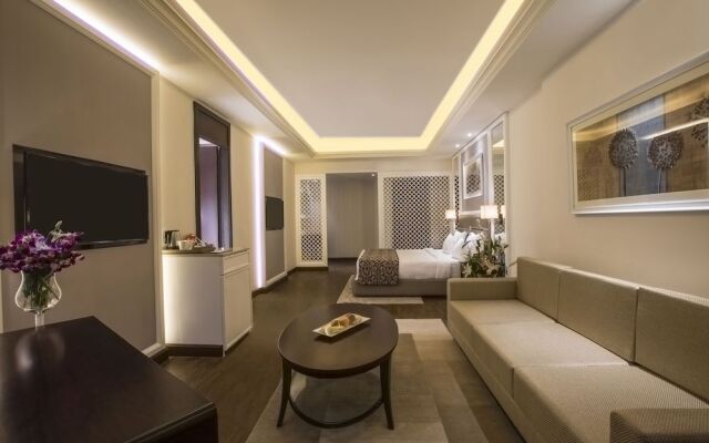 Singhania Sarovar Portico Raipur