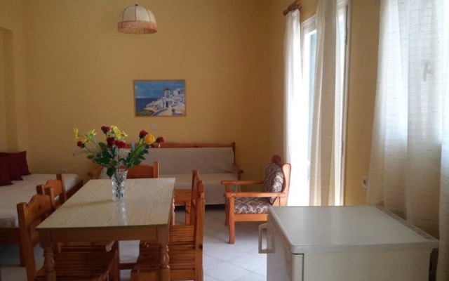 BeachFrontSalvanos aparthotel 