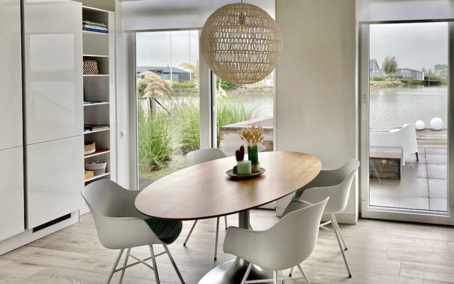 Modern Chalet With Jetty and Terrace