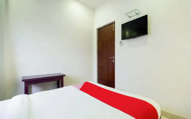 Oyo Hotel M
