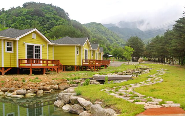 Yangyang Ciraemaeul Pension