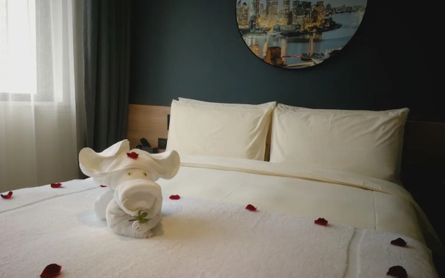 Shanghai Little Lujiazui Qingju Homestay