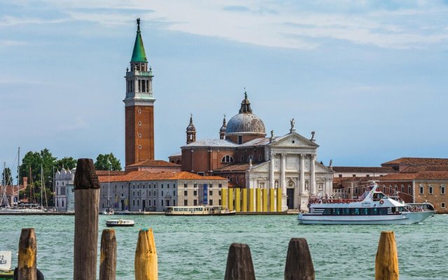 Beautiful Apartment in Venezia With Wifi and 1 Bedrooms