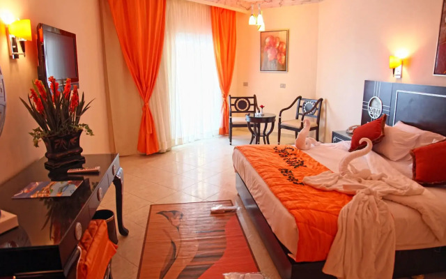 Sphinx Aqua Park Beach Resort