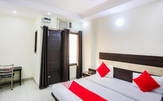 OYO 68014 Yash Residency