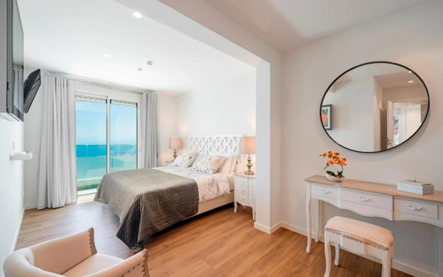 Grandview by OurMadeira