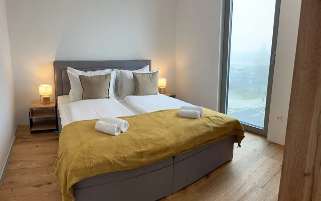 Garden Residence - Premium Alpine View Apartment