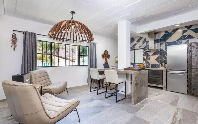 Cuale Condo Retreats