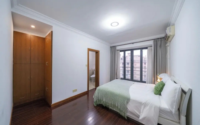 Tyms Cozy 1BR APT Gubei Carnival Court