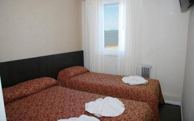 Hotel Punta Piedras