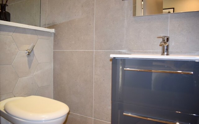 2 Bedroom Apartment With Amazing Views