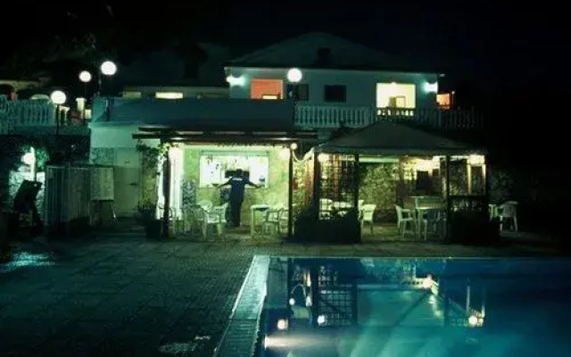 Villa Carabella Residence