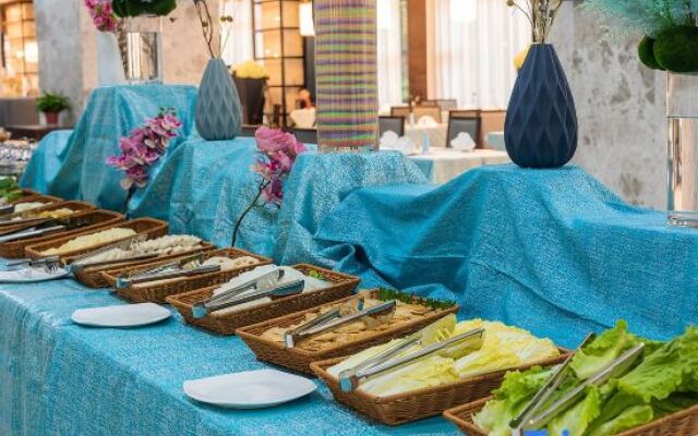 Four Seasons Yony Hotel