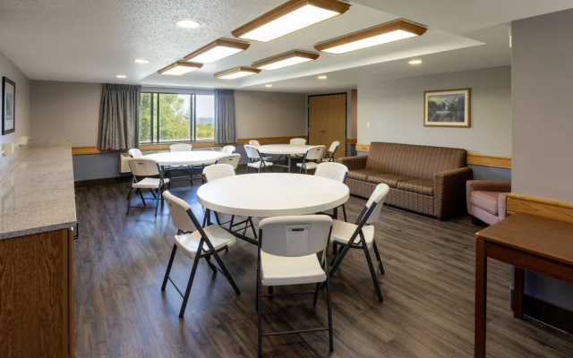 Americinn Silver Bay
