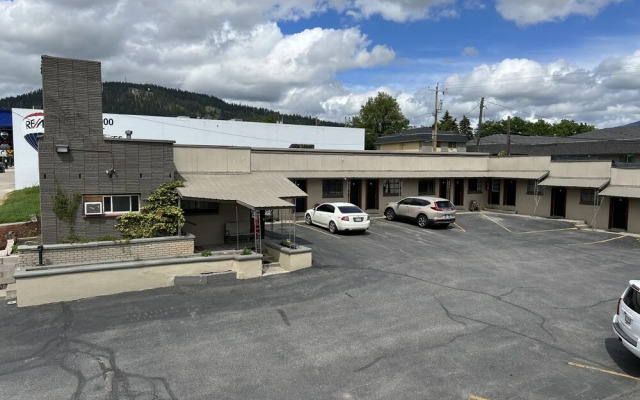 Selkirk Motel