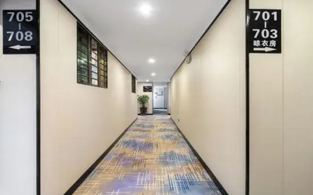 Yunbo Light House Hotel (Quanzhou Jinjiang Wudian City Airport)