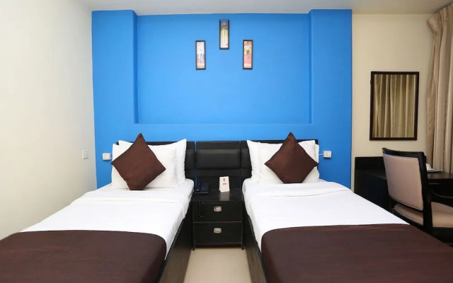 Oyo 23224 Green Park Residency