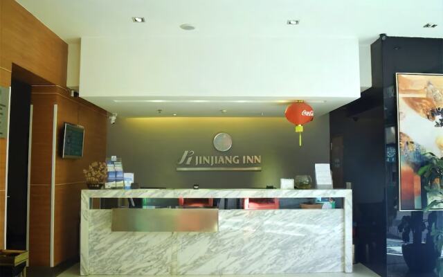 Jinjiang Inn Kunming Chenggong Square Dounan Huahui Hotel