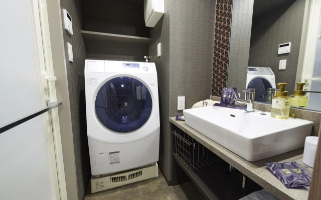 MONday Apart Nihonbashi Ningyocho (Formerly MONday Apart Nihonbashi Suitengumae)