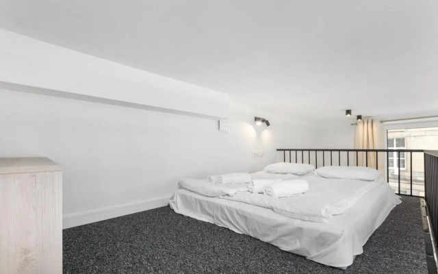 Swietokrzyska 16 (E-G) by Homeprime