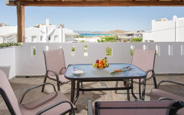 Aqua Naxos Apartments and Suites