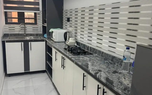 Kozy Apartment & Lounge