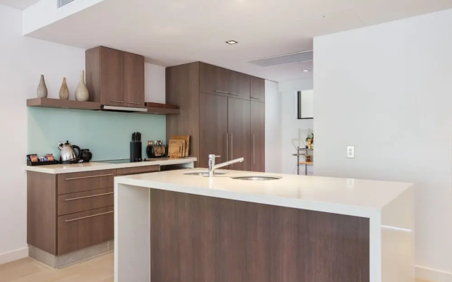 Private Penthouse 407